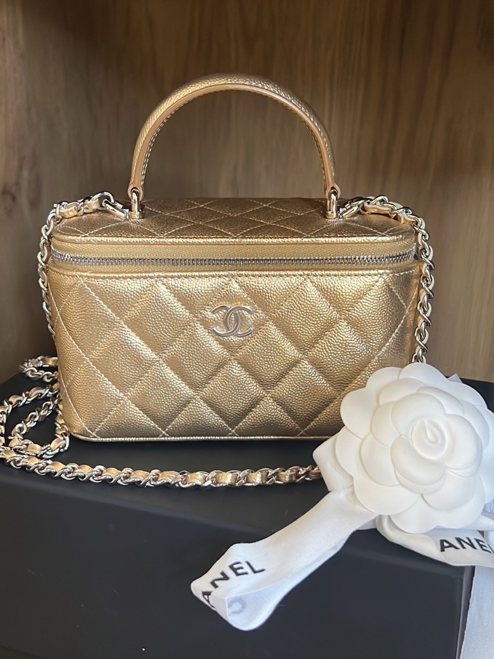 CHANEL 26A Metallic Gold Caviar Leather Quilted Vanity Crossbody